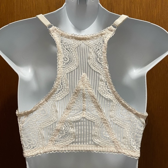 Victoria’s Secret Dream Angels lined Demi - Picture 7 of 7